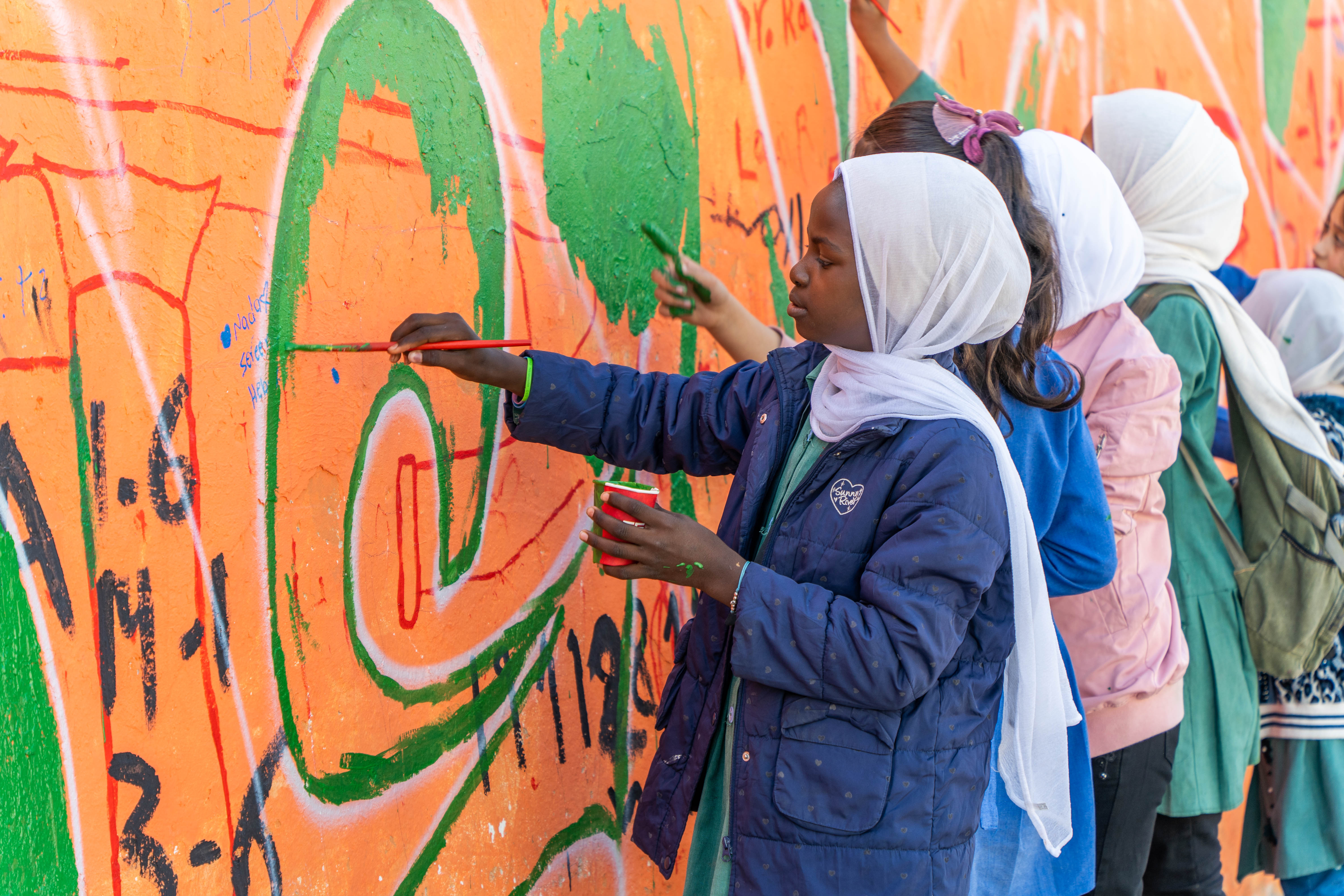 Pintando \u201cen voz alta\u201d por un mundo sin violencia contra mujeres y niñas